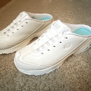 Skechers D'Lites® slip-on fashion sneaker mule